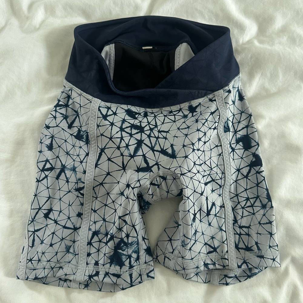 Lululemon Geometric Patterned Cycling Shorts
